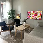 Seaside With Sea View - Balcony - 6 Pax アパート